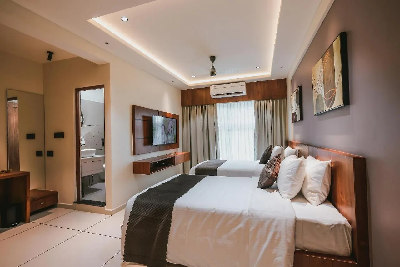 Hotel Fortview Suites Kasaragod